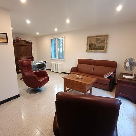 Grand Appartement, 2 Chambres Et Jardin Nîmes Exteriér fotografie